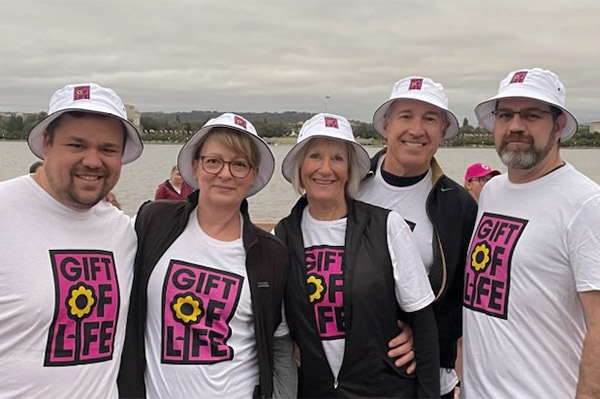 SPA Australia employees walk around the lake for the Gift of Life raised awareness for organ and tissue donations