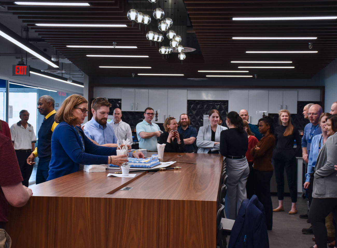 community_carousel_1