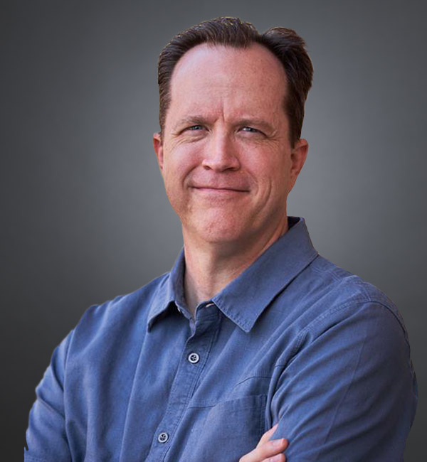 SPA Fellow Ian Harding Headshot