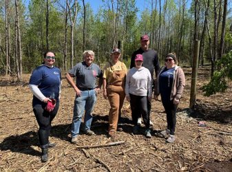 refer_great_people_carousel_img3