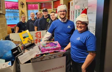 refer_great_people_carousel_img4